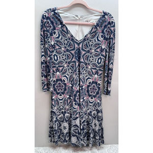 Eliza J Geometric Print Ruffle Hem Dress V-Neck 3/4 Sleeves Size 6. Navy & Pink